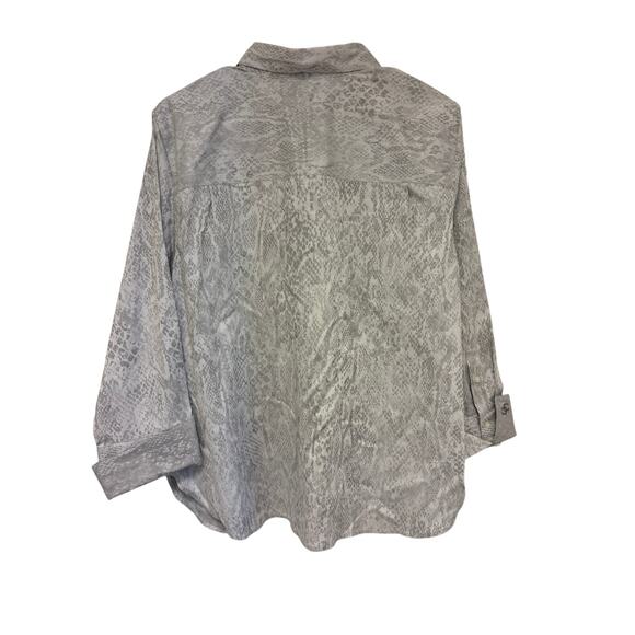 Chico's Python Classic Shirt Luna Gray NWT Size 16 Petite - Picture 5 of 7
